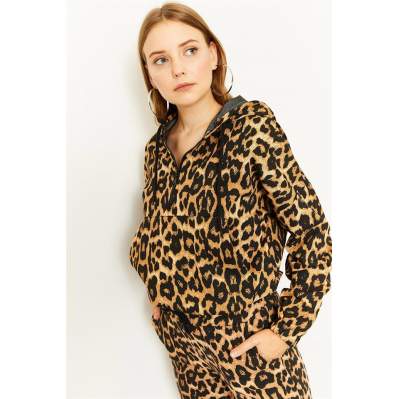 Kadın Siyah Leopar Desenli Sweatshirt