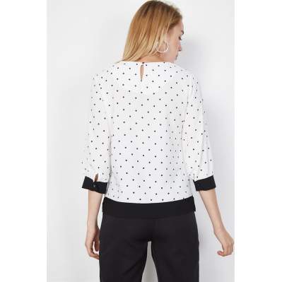 Kadın Beyaz Puantiye Desenli Bluz