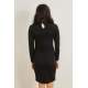 Kadın Siyah Yakası Bantlı İnci Süslemeli Elbise