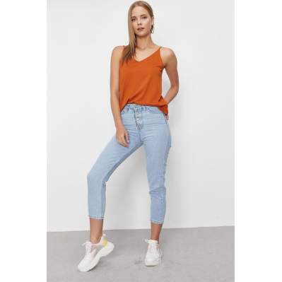 Kadın Mavi Önden Düğmeli Yüksek Bel Mom Jeans