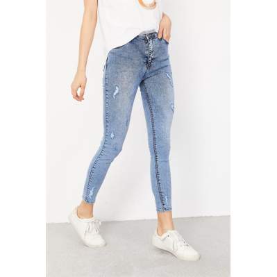 Kadın Mavi Yırtık Detaylı Skinny Jeans