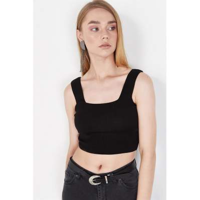 Kadın Siyah Kalın Askılı Triko Crop Top