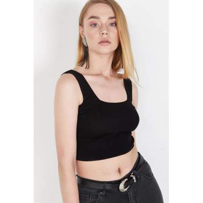 Kadın Siyah Kalın Askılı Triko Crop Top